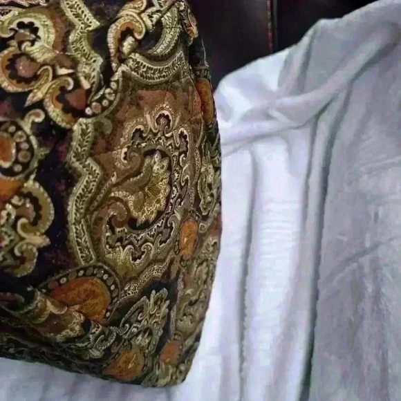 Paisley Tote - Picture 5 of 7